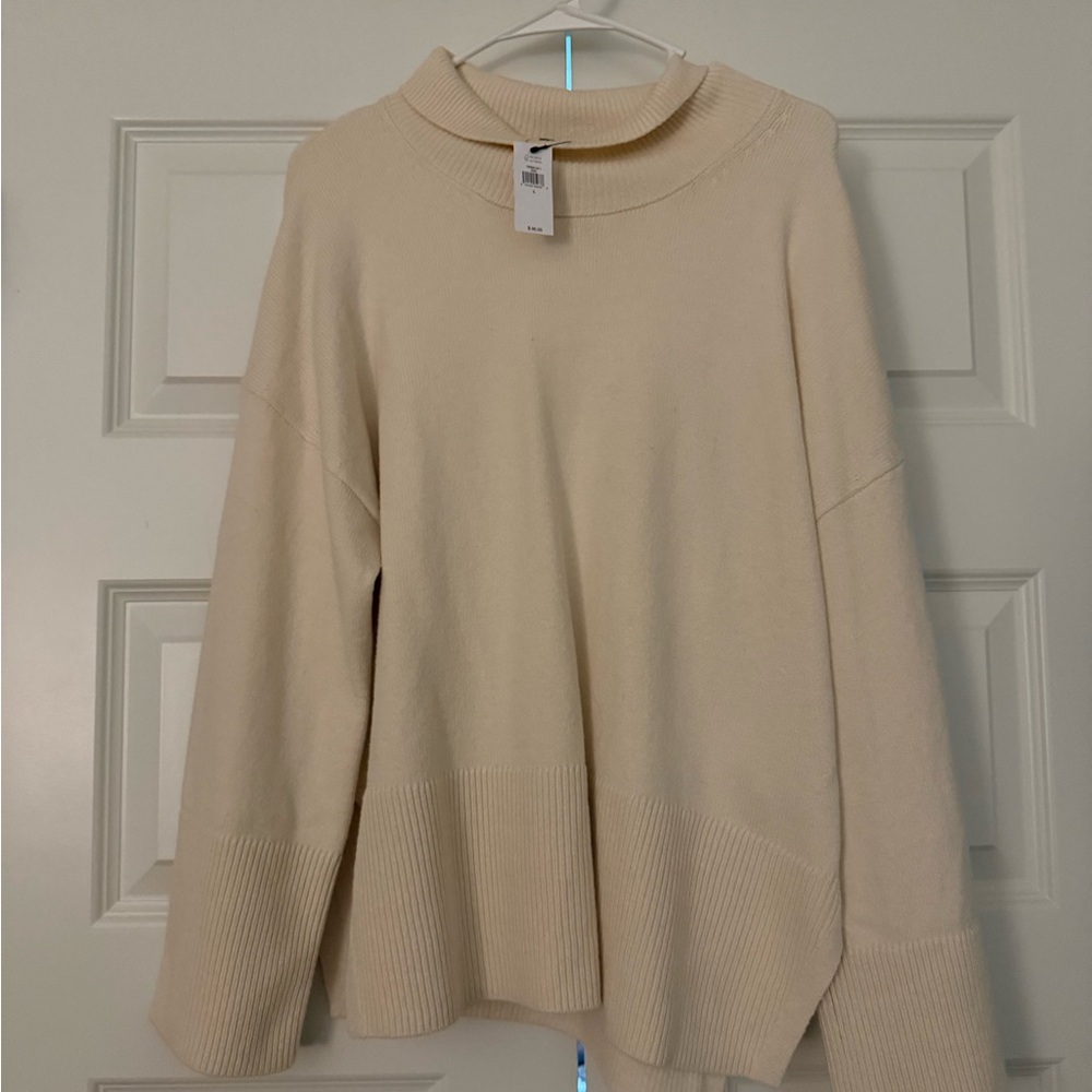 Banana Republic Cream Cowl Neck Sweater